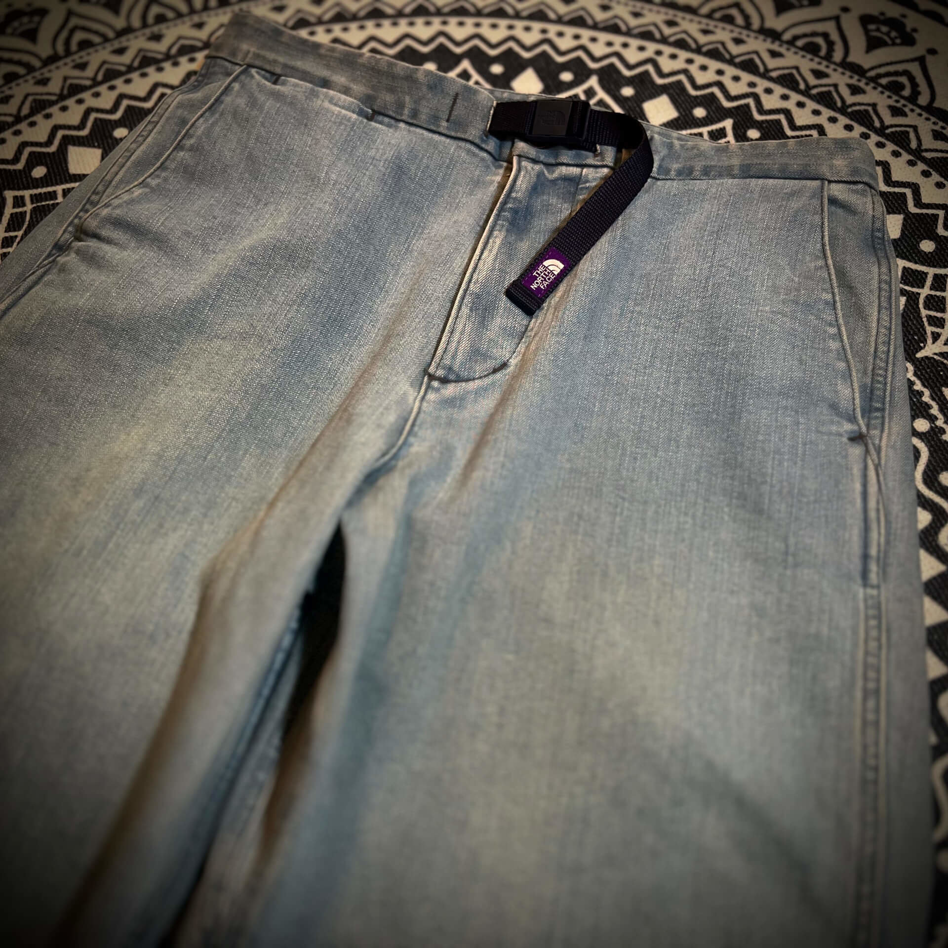recommended_jacket_and_jeans_coordination_for_people_in_their_30s_and_40s_07.jpg