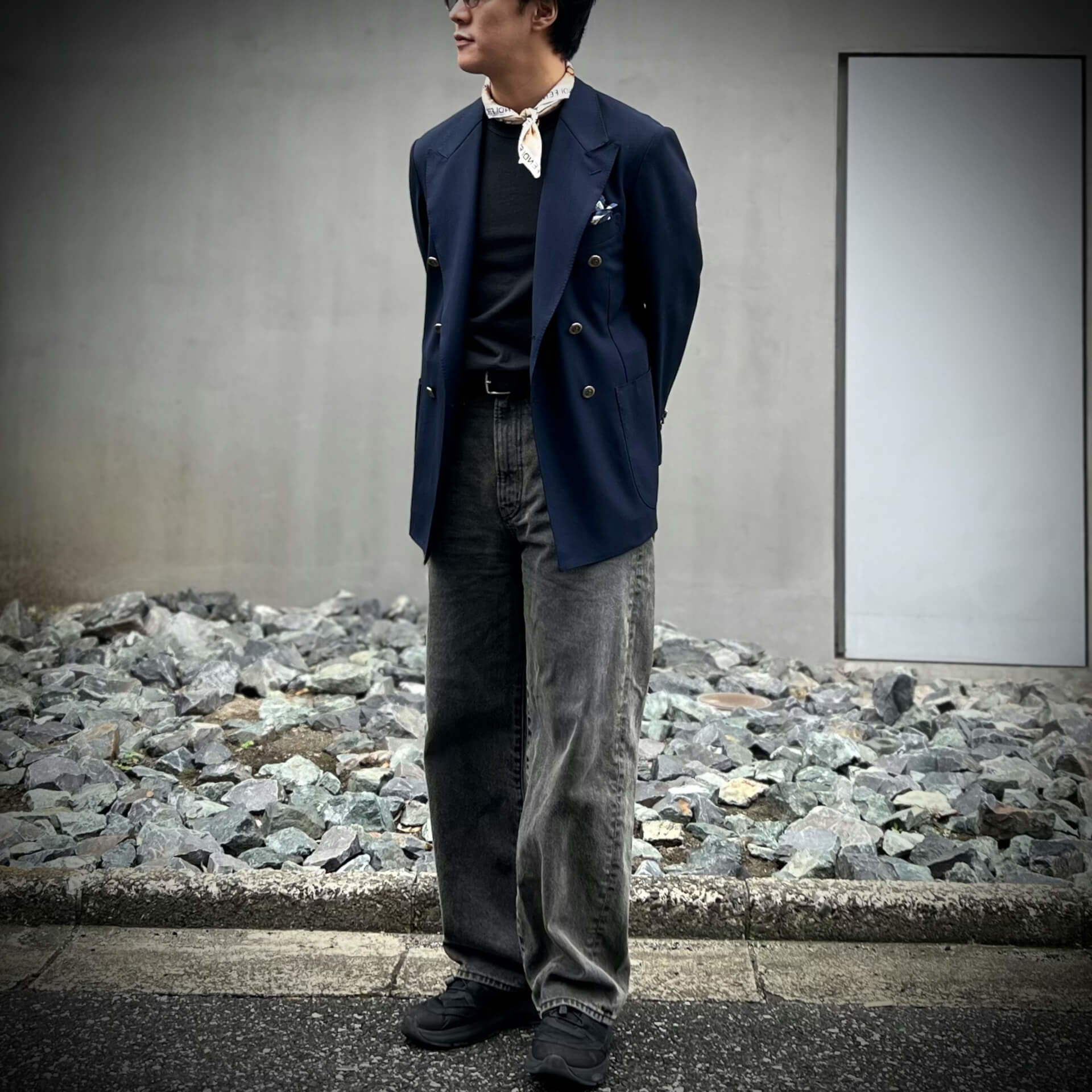 recommended_jacket_and_jeans_coordination_for_people_in_their_30s_and_40s_08.jpg