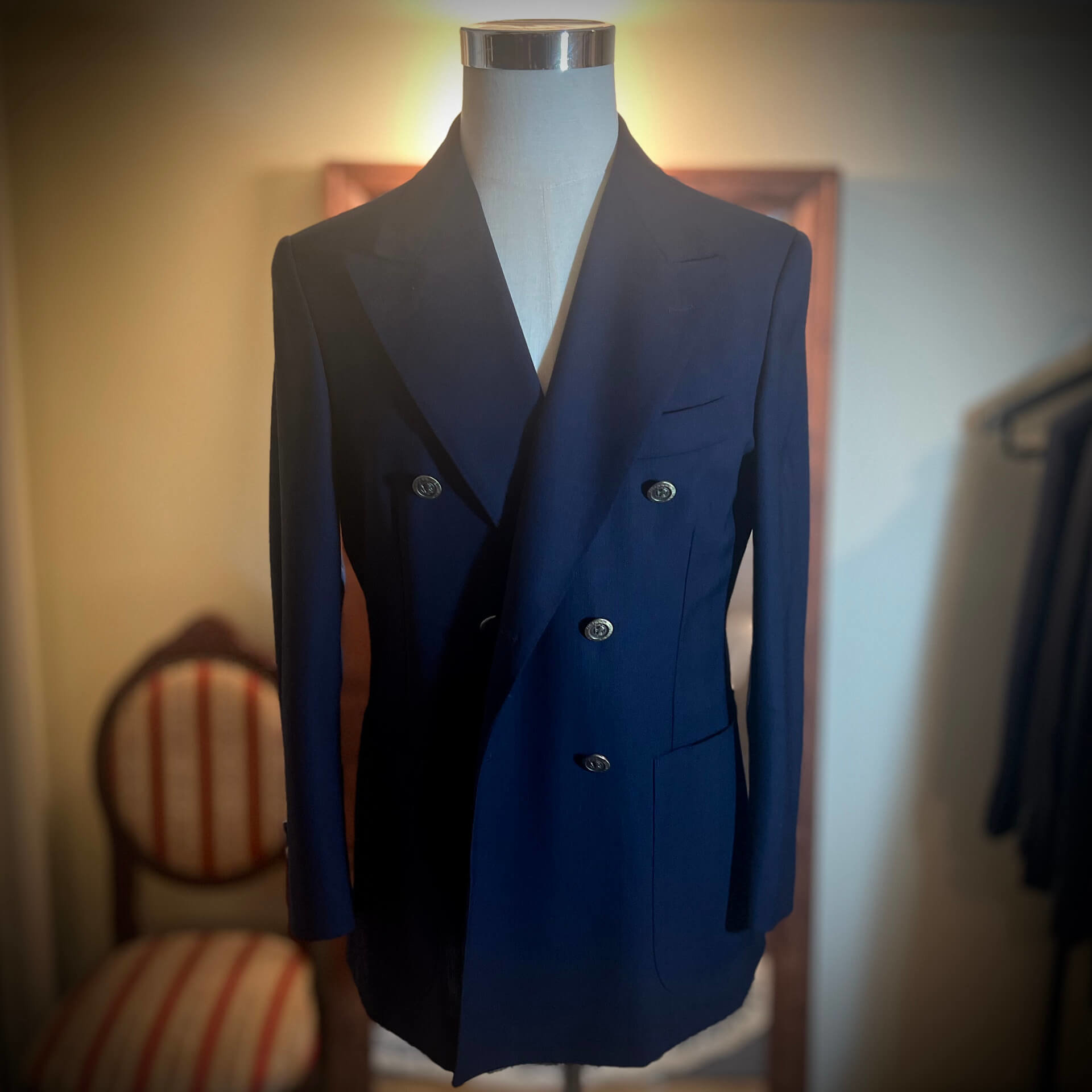 recommended_jacket_and_jeans_coordination_for_people_in_their_30s_and_40s_11.jpg