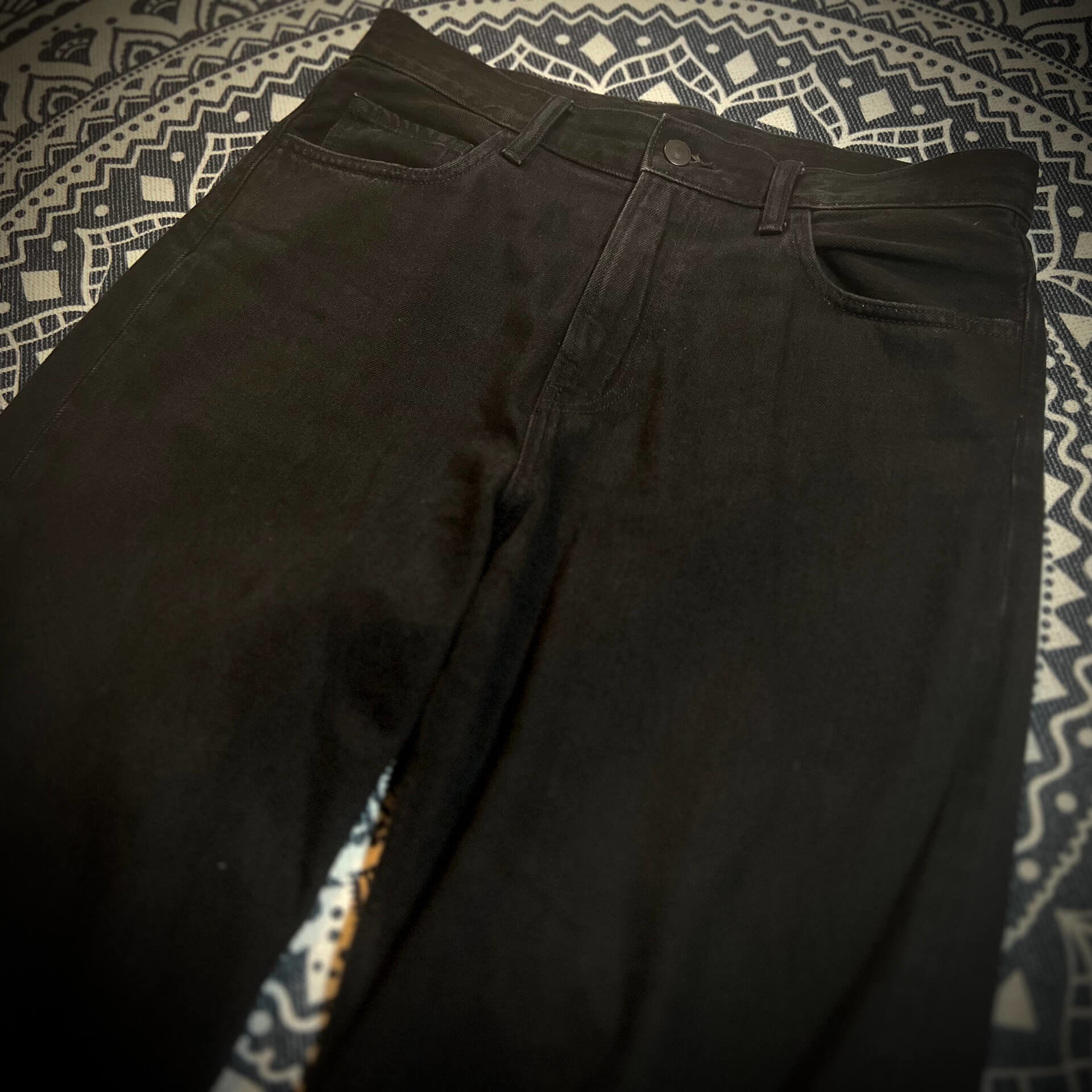 recommended_jacket_and_jeans_coordination_for_people_in_their_30s_and_40s_17.jpg